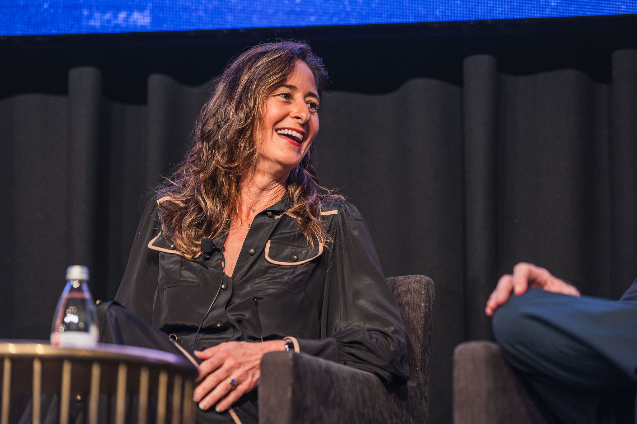 Conference photography with multi-camera setup and live streaming